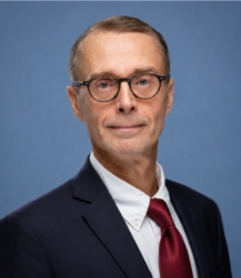 Kenneth Warrington
